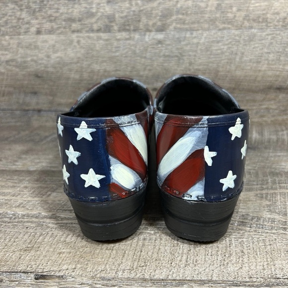 Sanita Hand Painted Clogs Patriotic Stars Stripes Flag Womens 41 EU/9.5-10 US - Picture 7 of 11